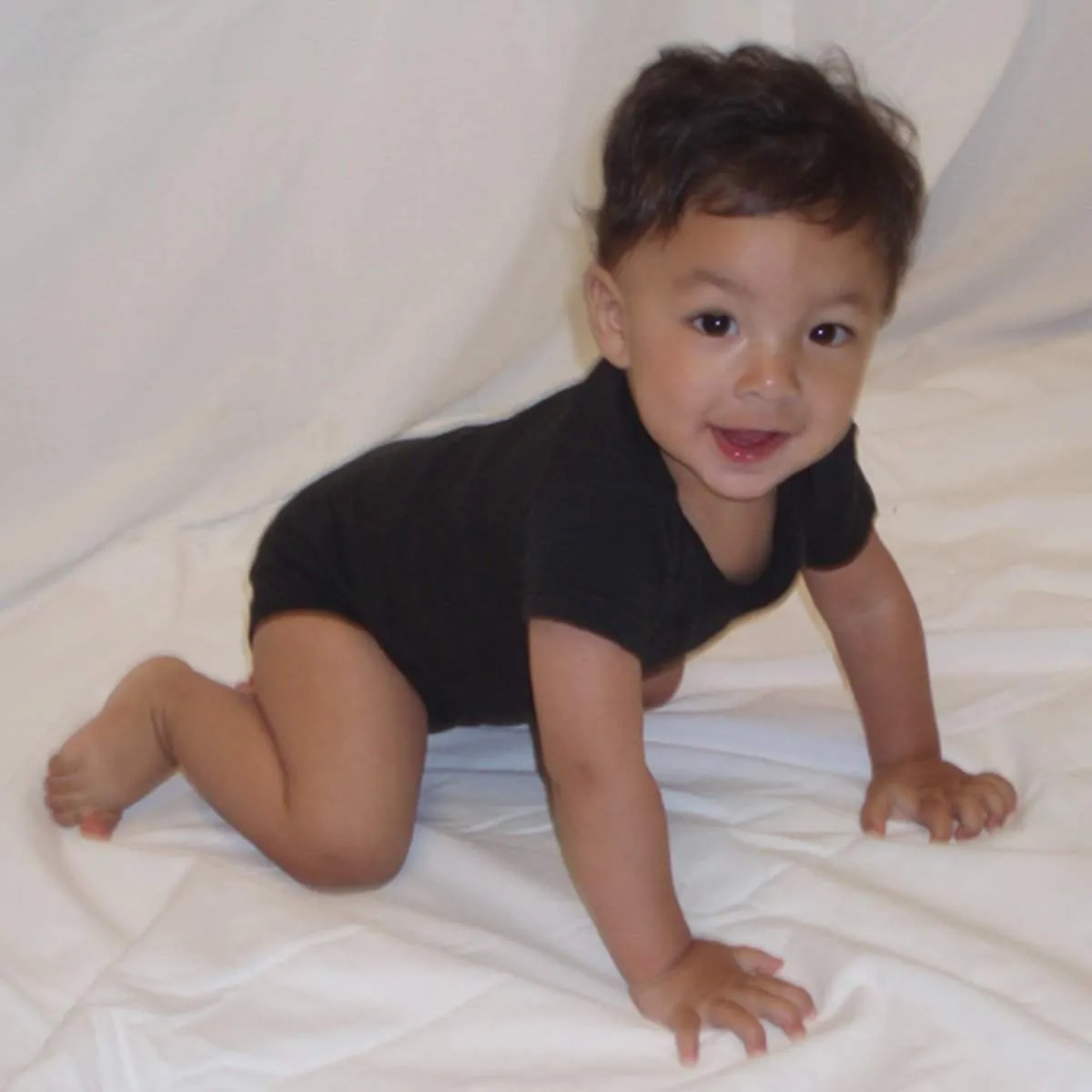5 Pack Bambini Black Onesie (NB,S,M,L)