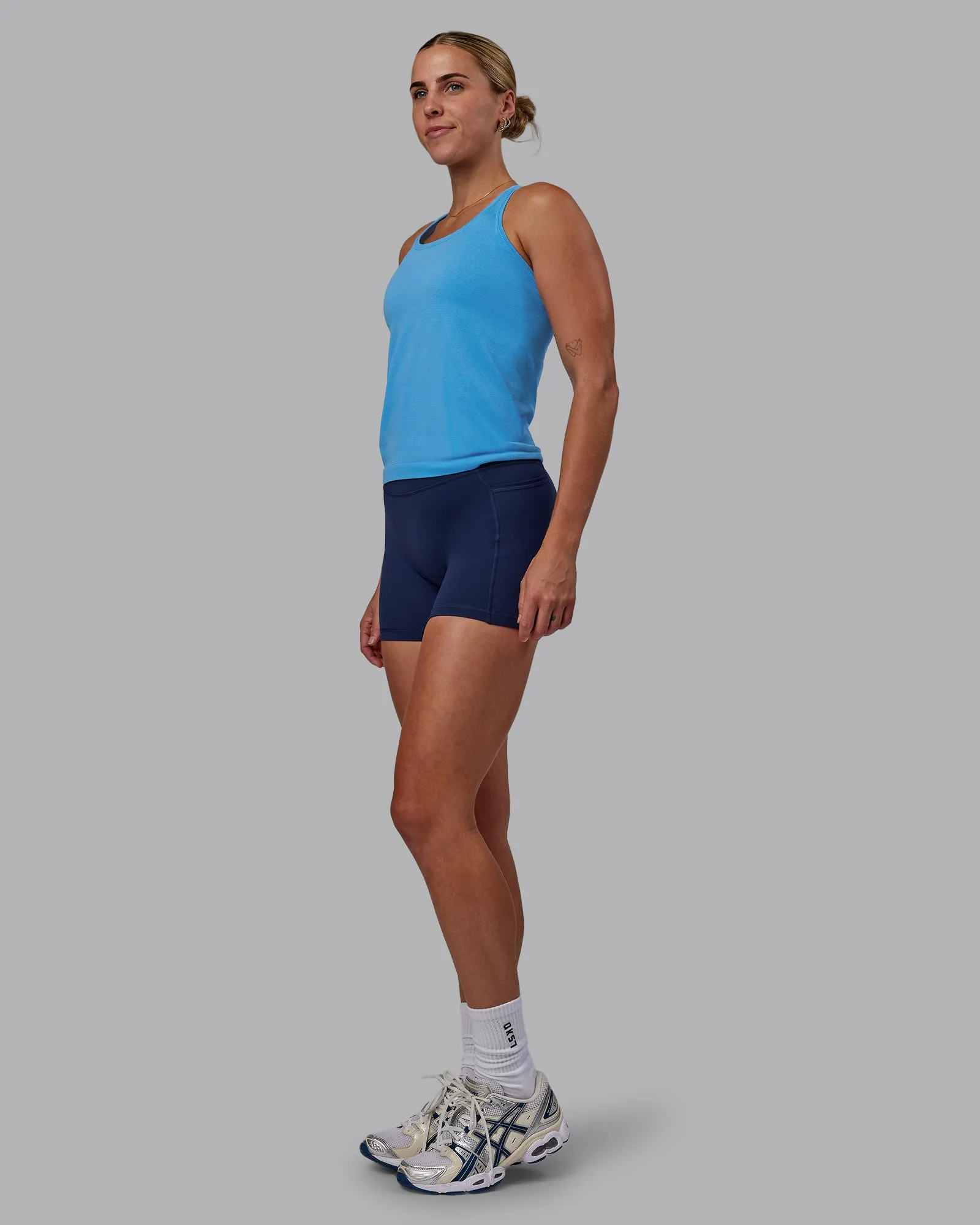 AeroFLX  Seamless Tank - Azure Blue/Azure Blue