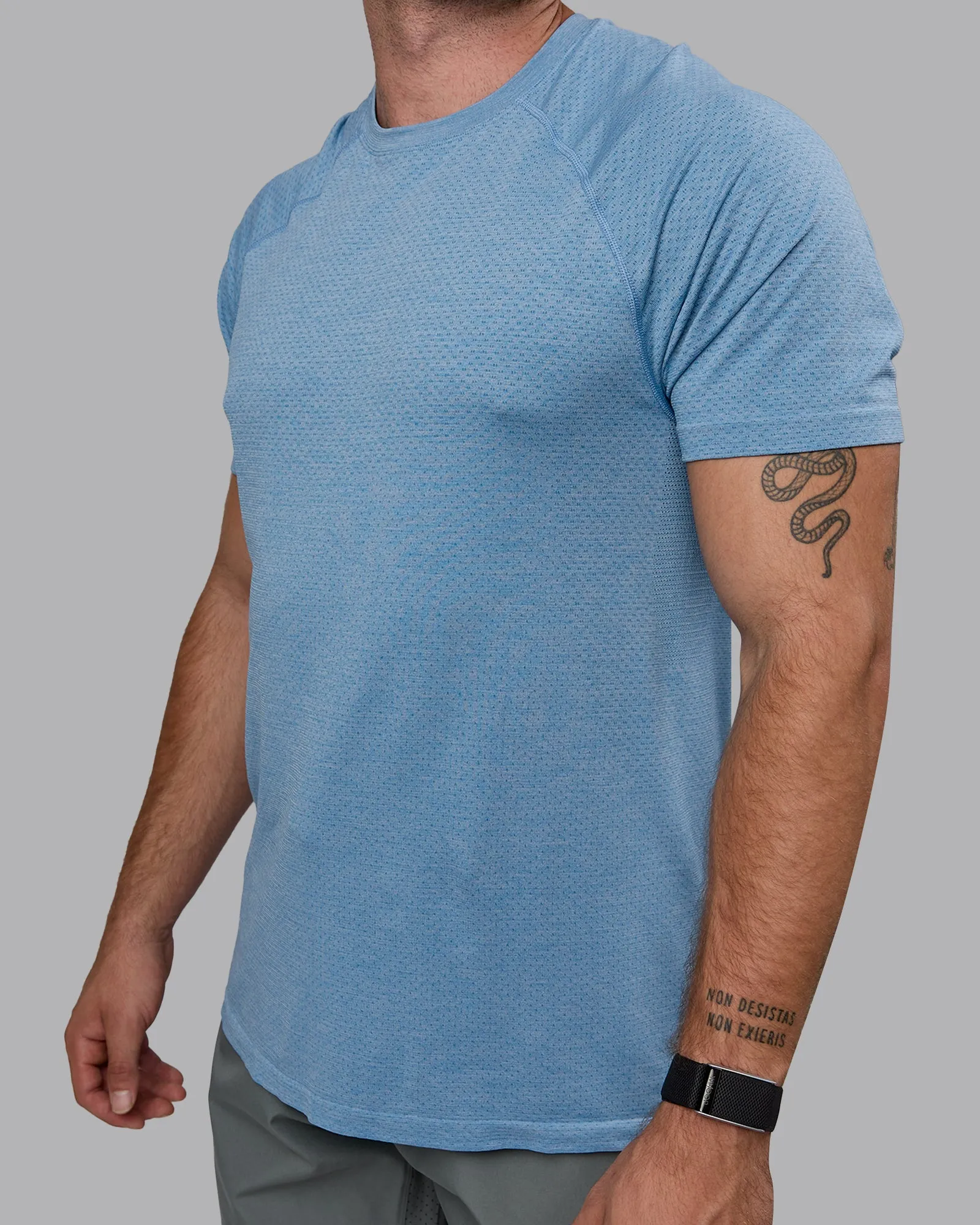 AeroFLX  Seamless Tee - Elemental Blue/Ice Blue