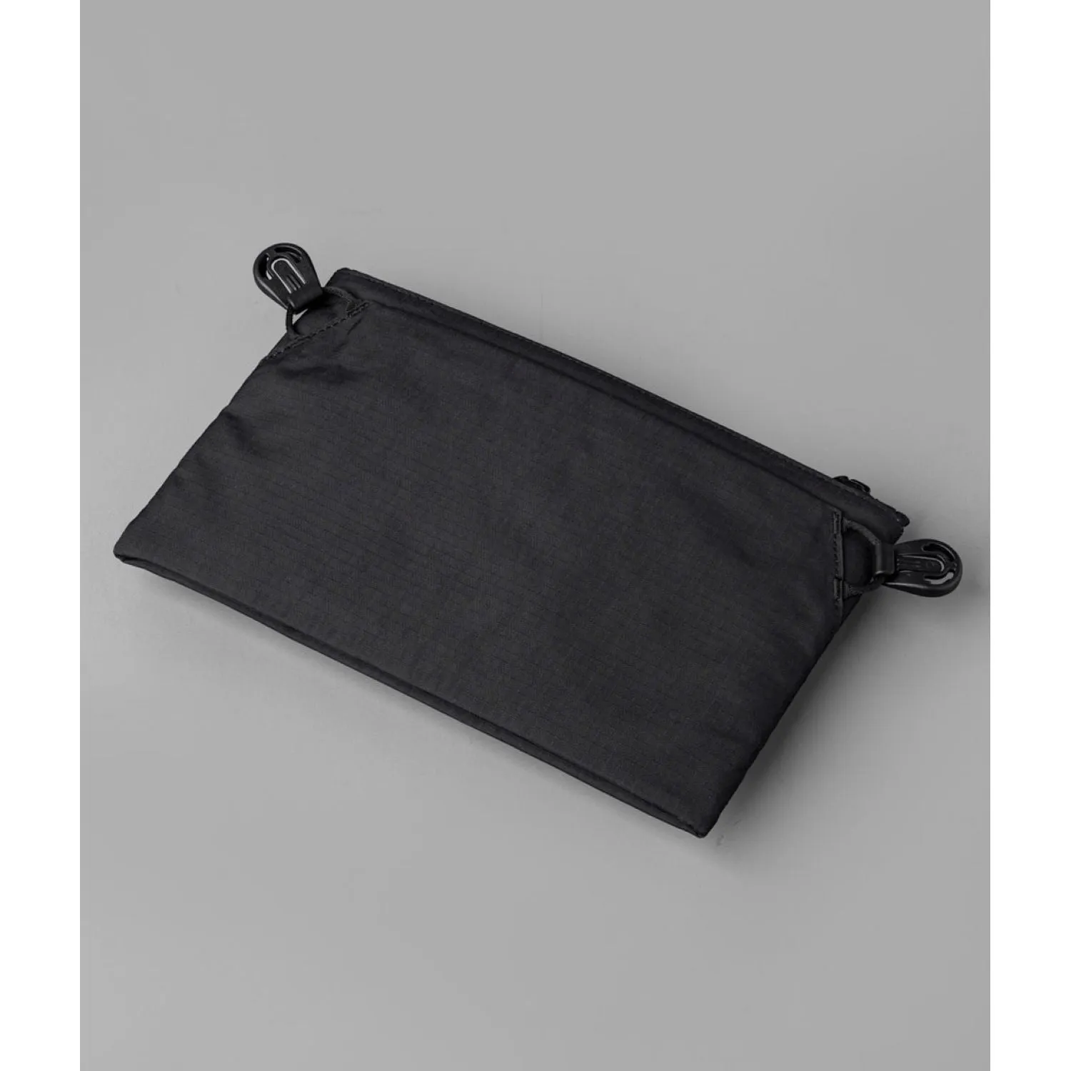 ALPAKA Zip Pouch Max V2