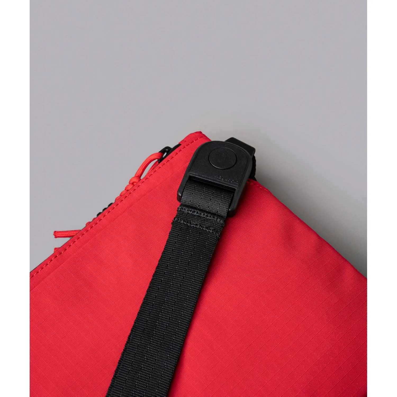 ALPAKA Zip Pouch Max V2