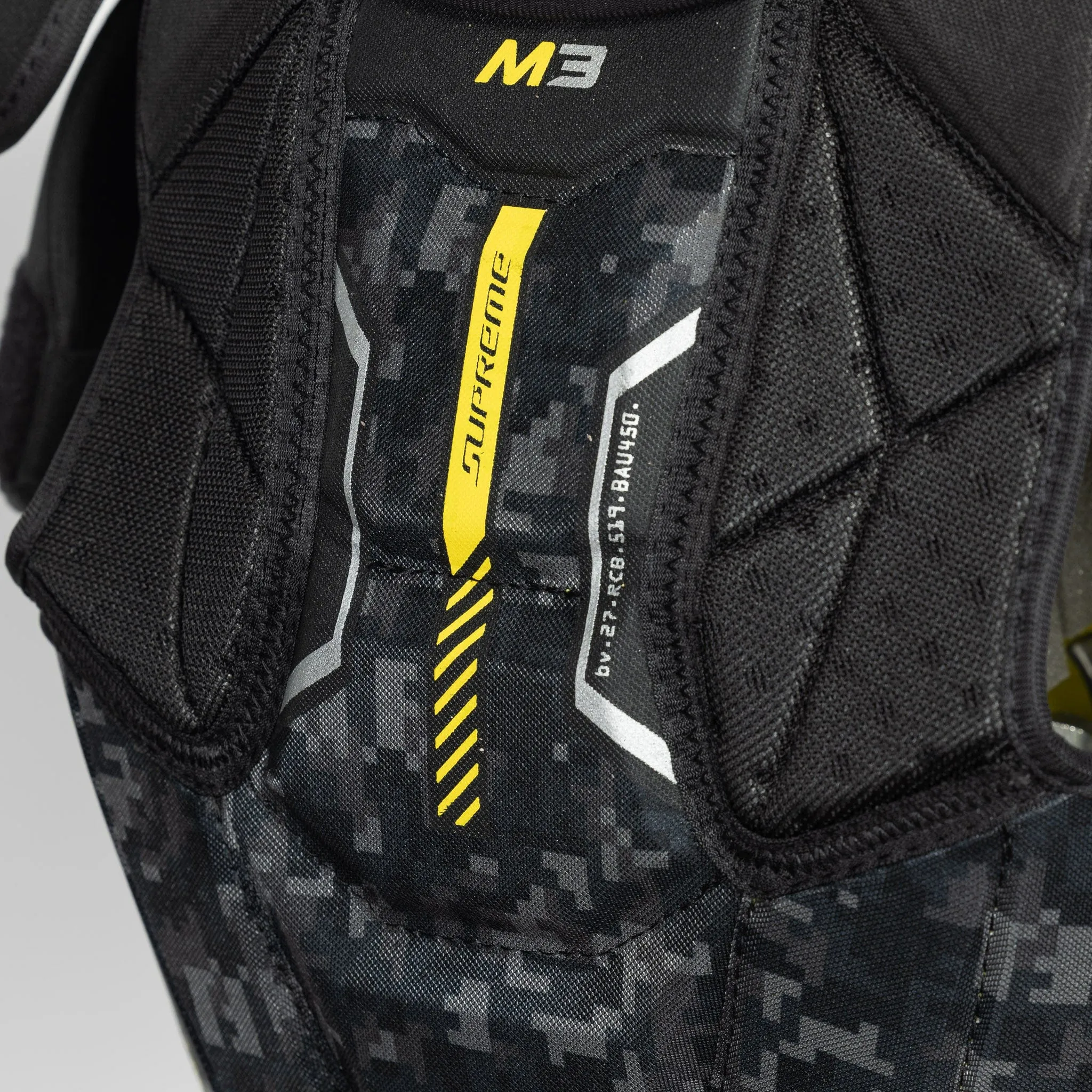 Bauer Supreme M3 Intermediate Hockey Shoulder Pads