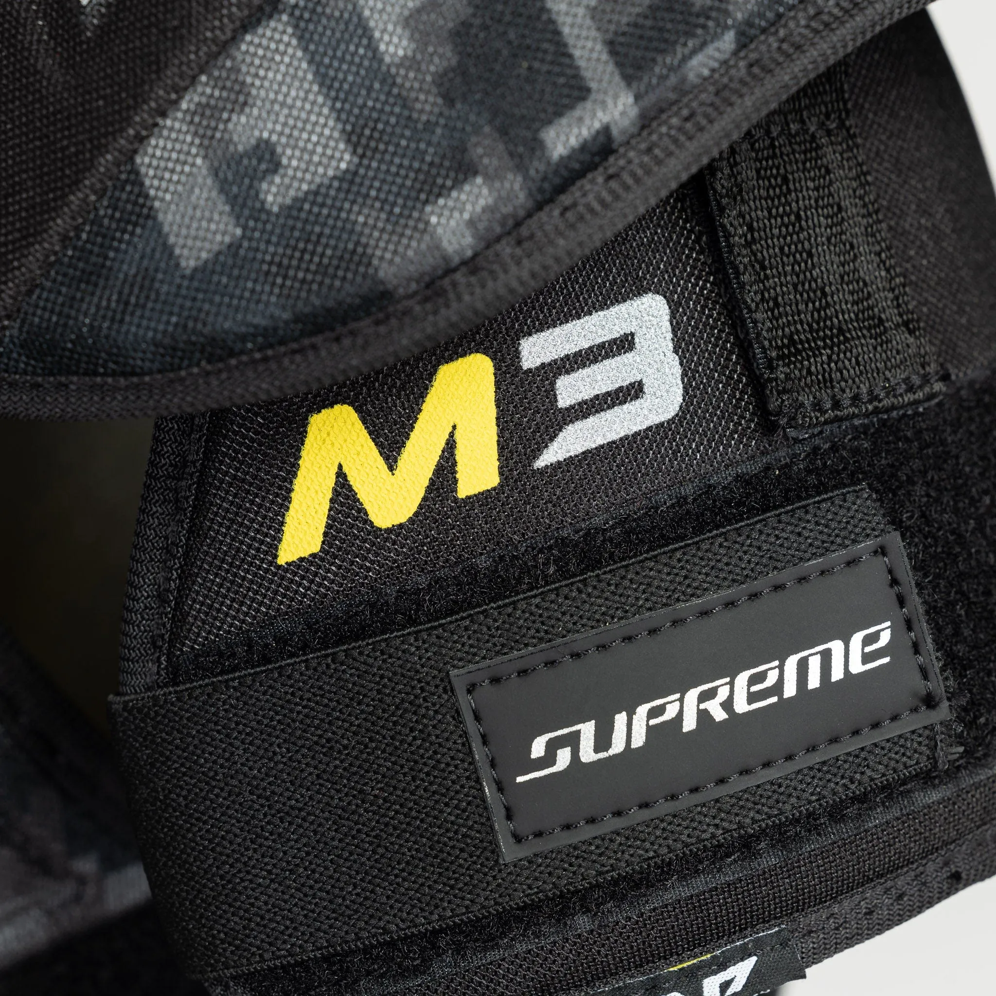 Bauer Supreme M3 Intermediate Hockey Shoulder Pads
