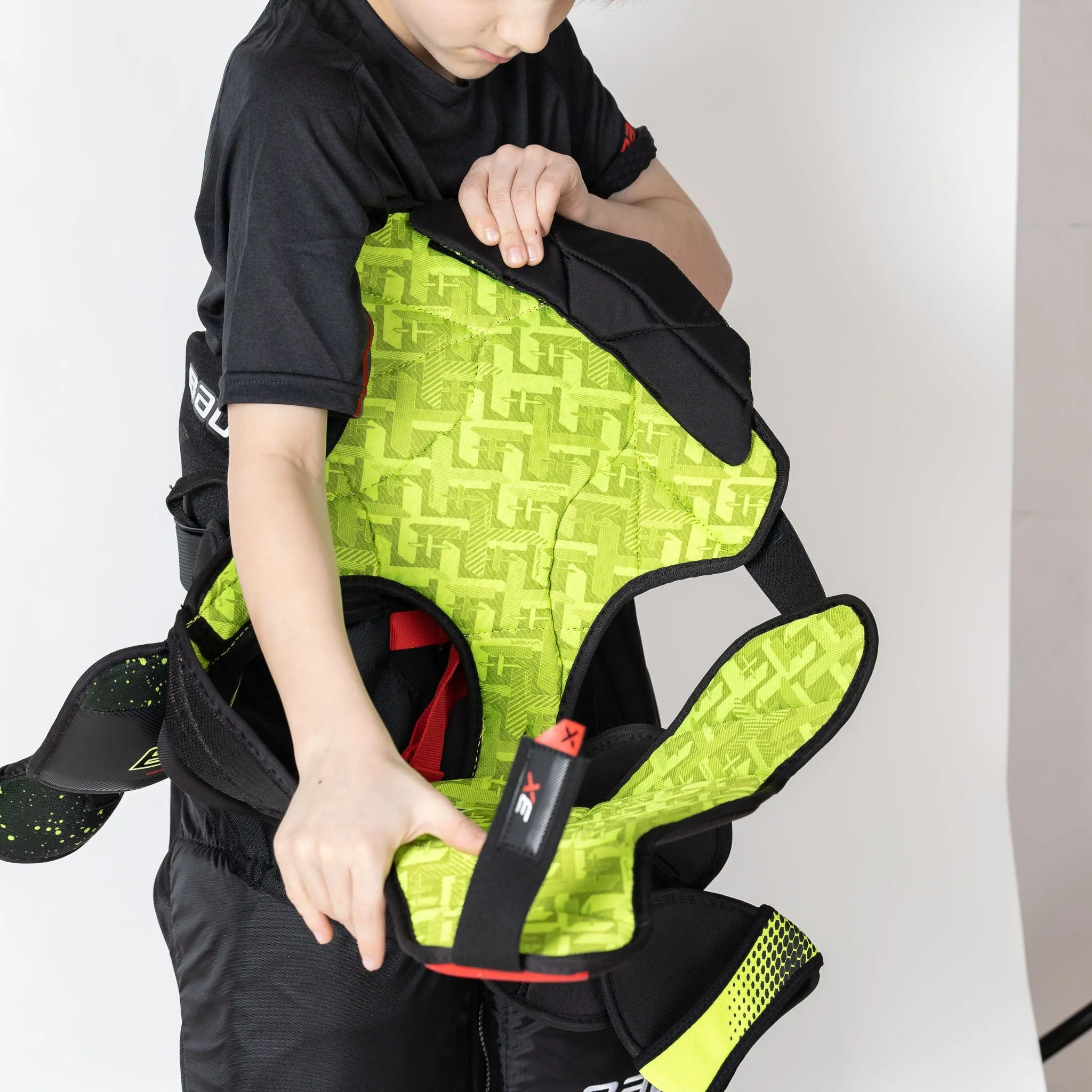 Bauer Vapor 3X Junior Hockey Shoulder Pads
