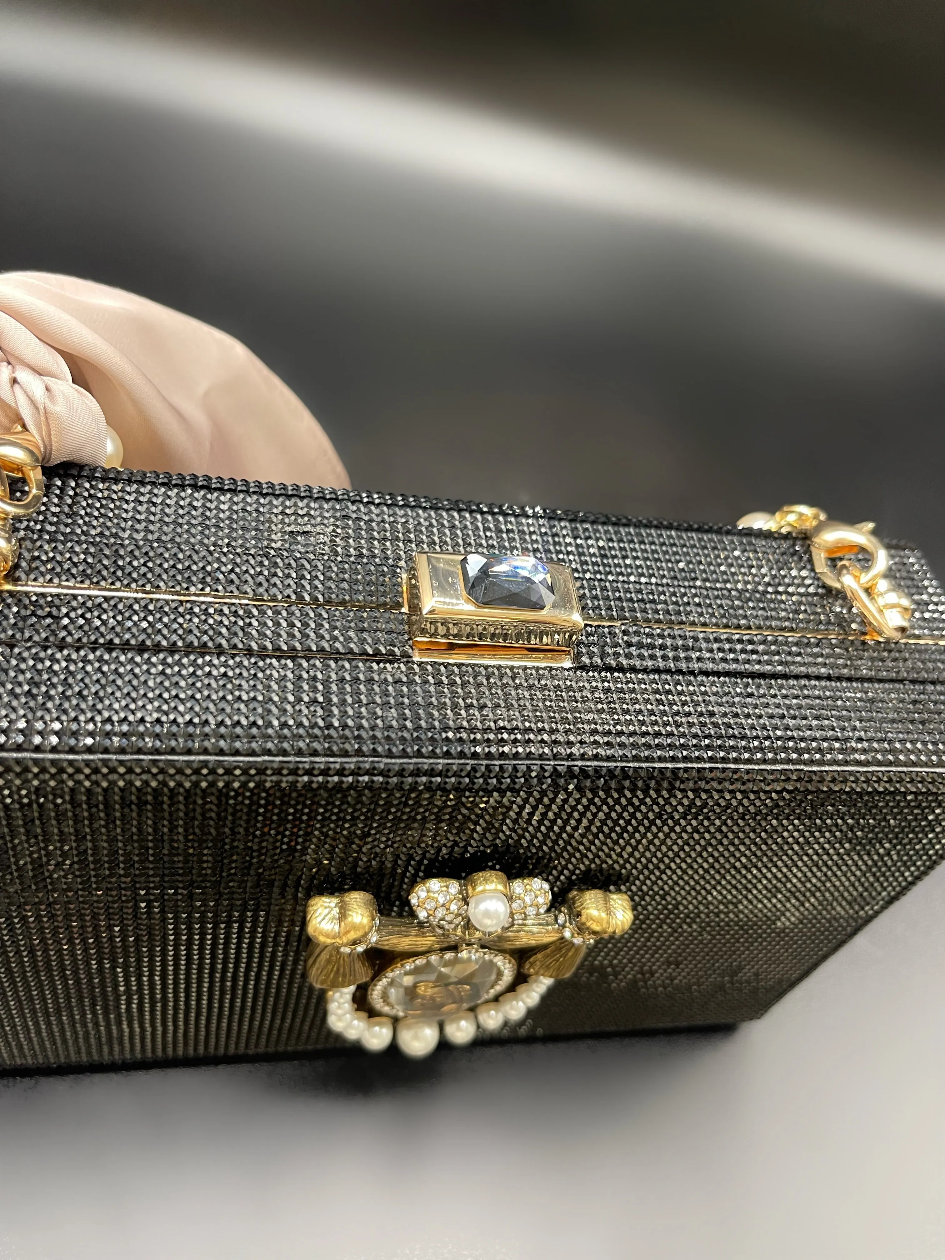 Black & Pearls