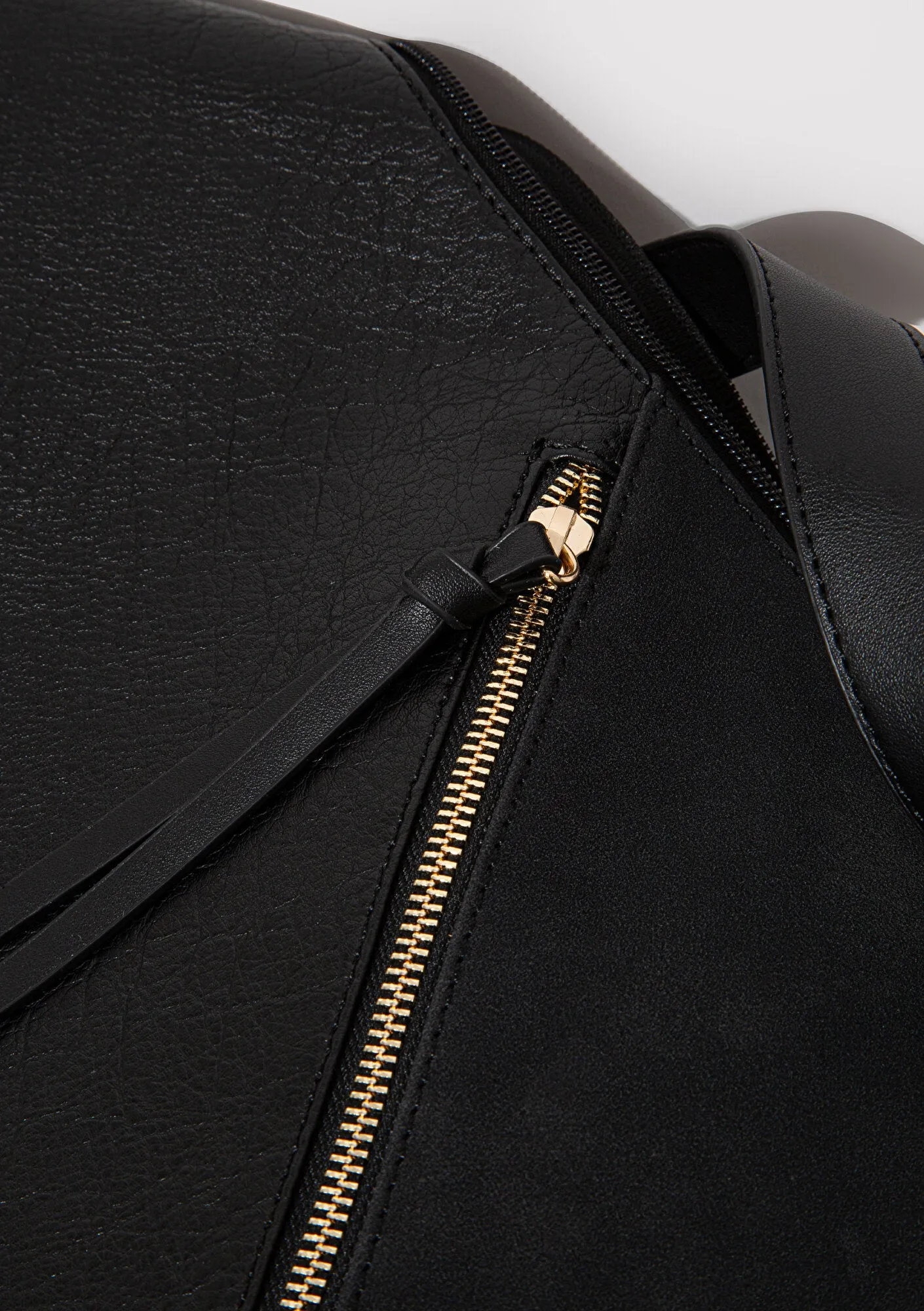 Black Shoulder Bag