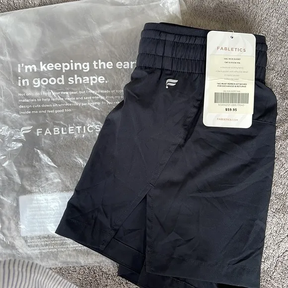 Breathe Run SHORT - Black / Reflective Silver