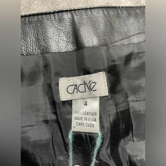 Cache soft calfskin moto leather mini skirt black size 4