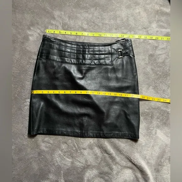 Cache soft calfskin moto leather mini skirt black size 4