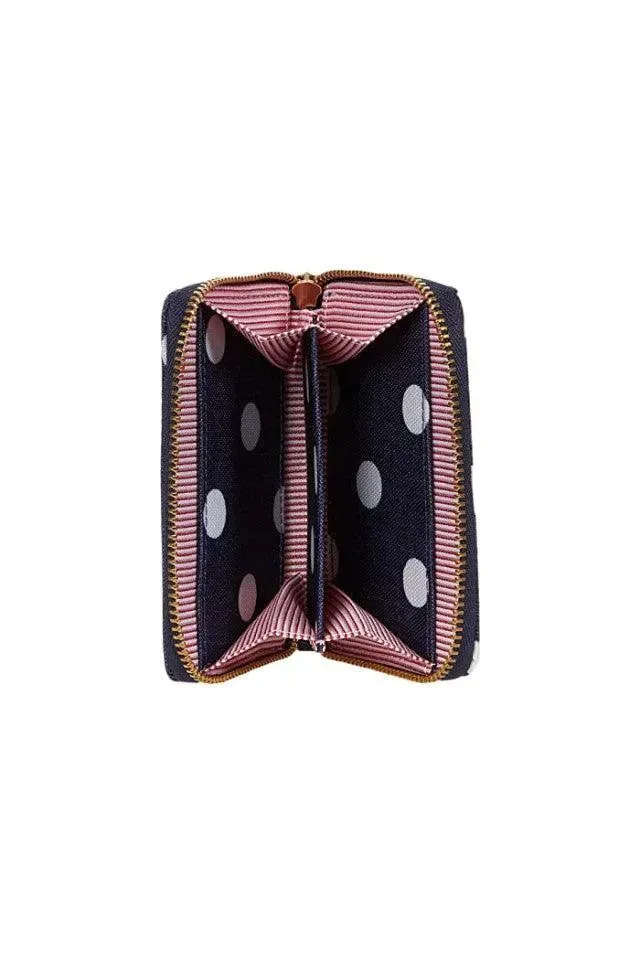 Cartera Tyler
