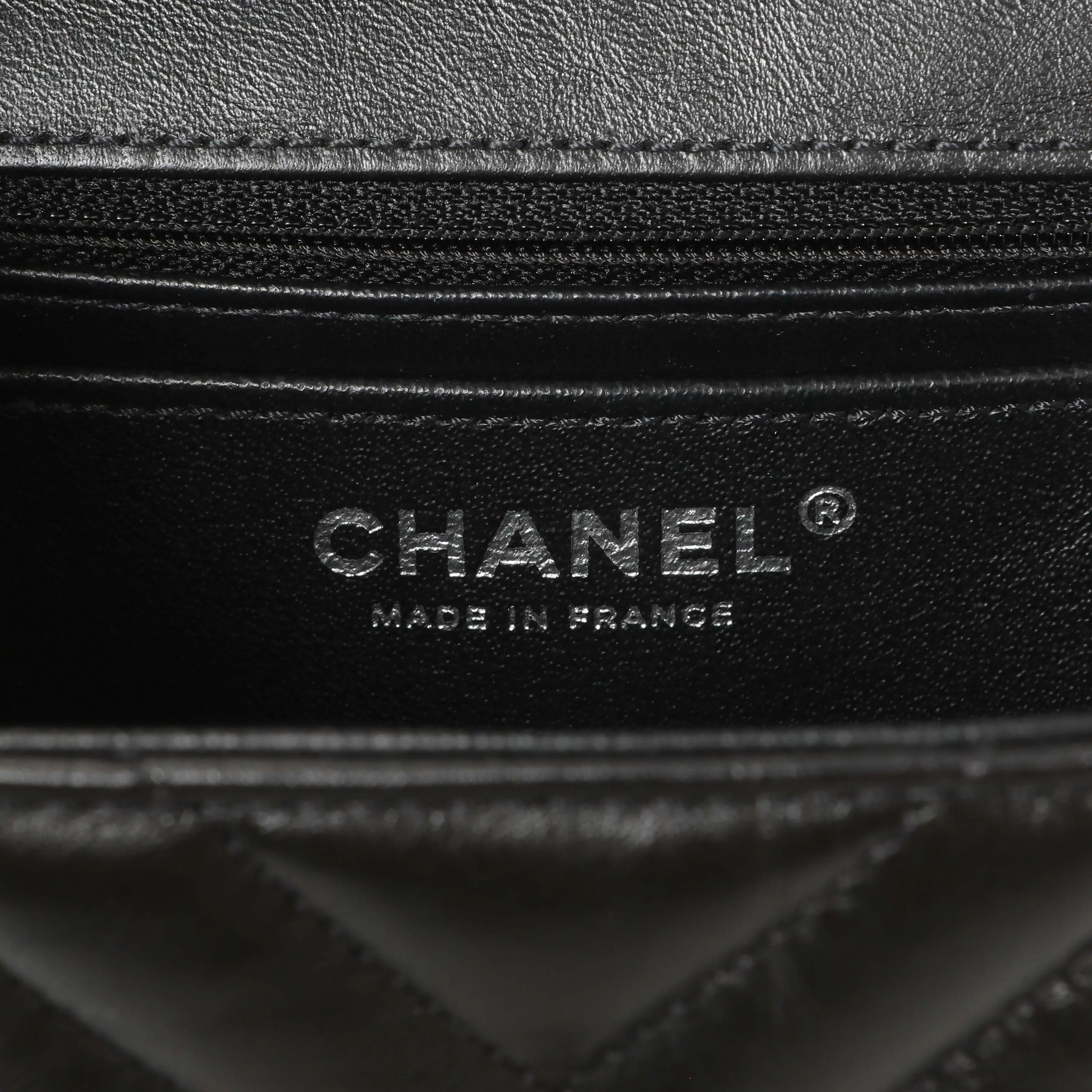 Chanel Black Aged Calfskin Chevron 2.55 Reissue Flap 224