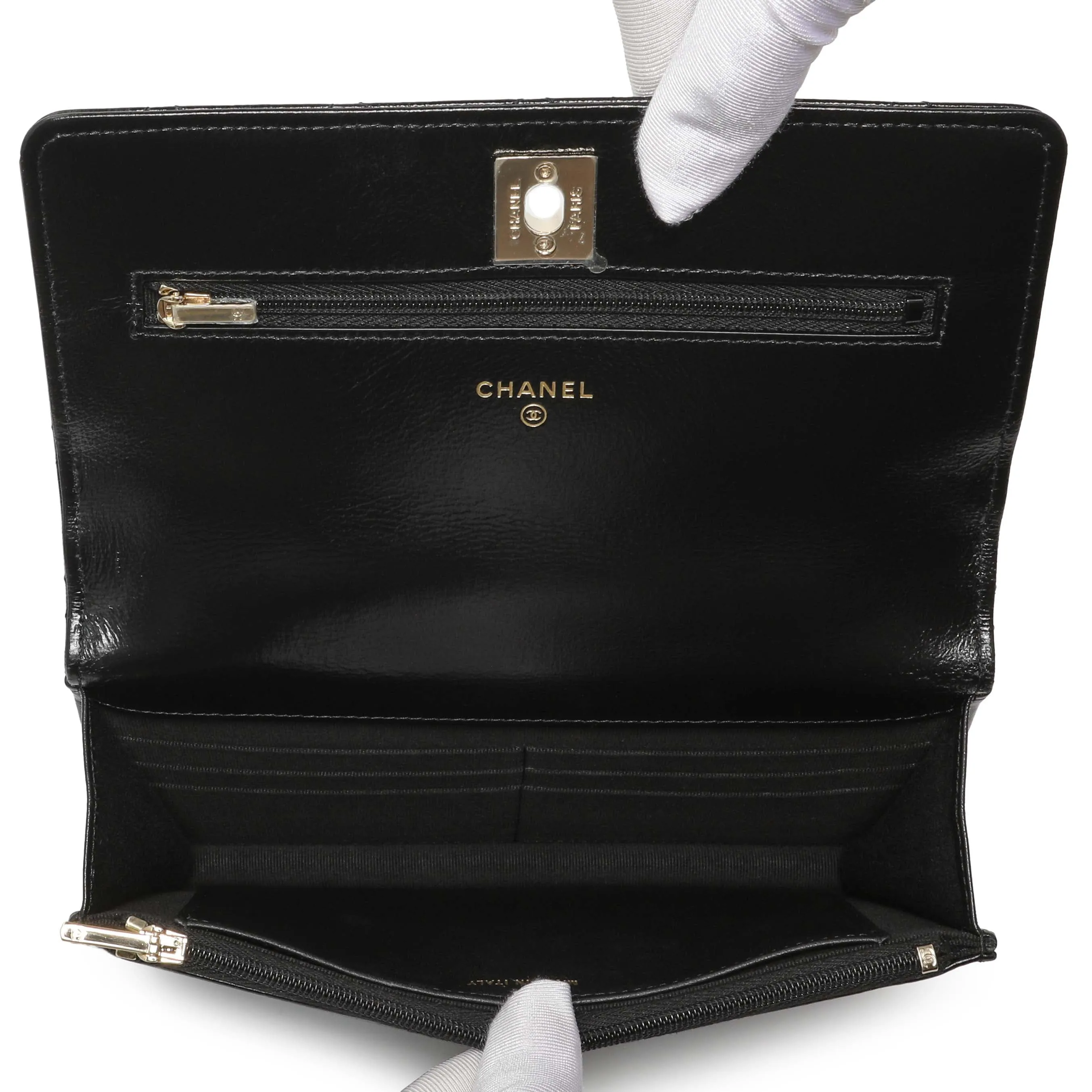Chanel Black Quilted Crumpled Lambskin Pearl Top Handle Wallet on Chain WOC