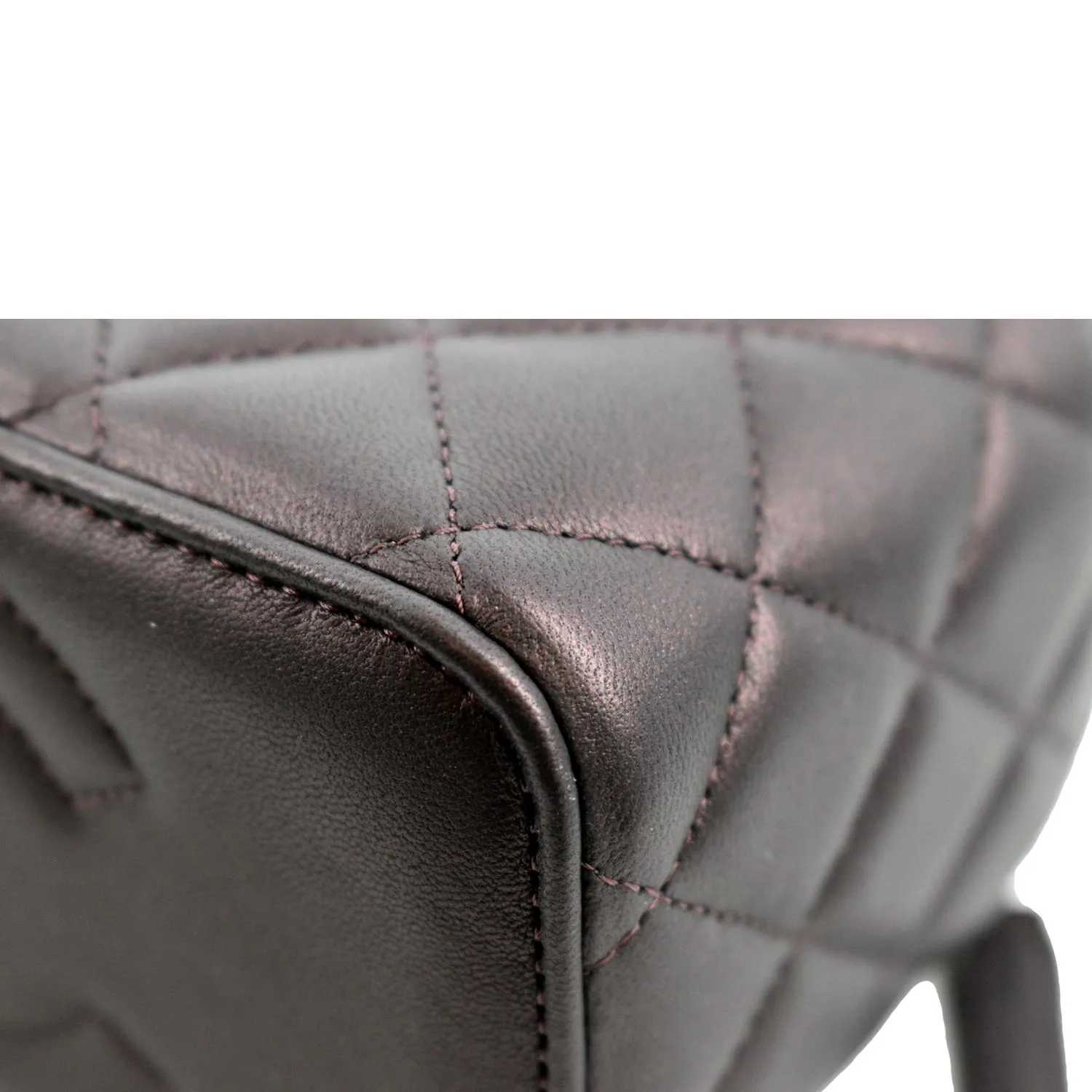 CHANEL Vanity Case Quilted Leather Crossbody Bag Maroon