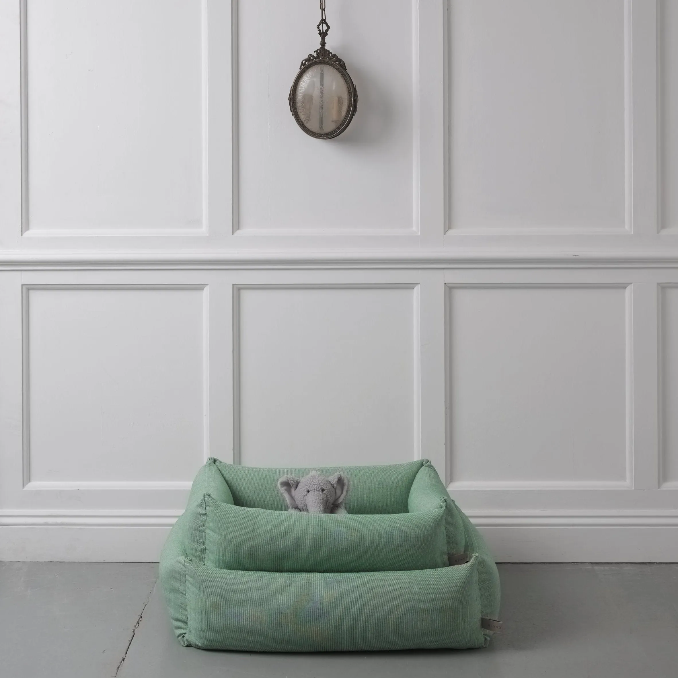 Classic Dog Bed