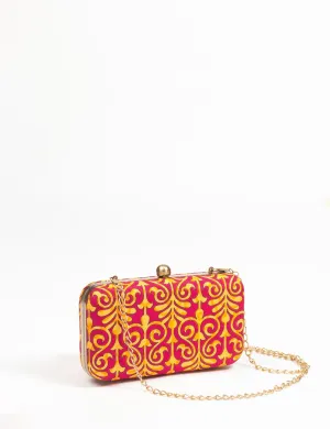 CLUTCH HANDBAG