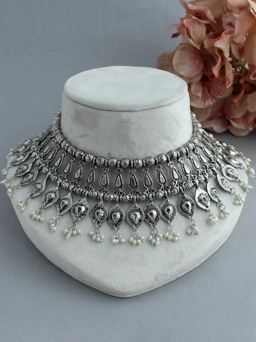 Daksha Necklace