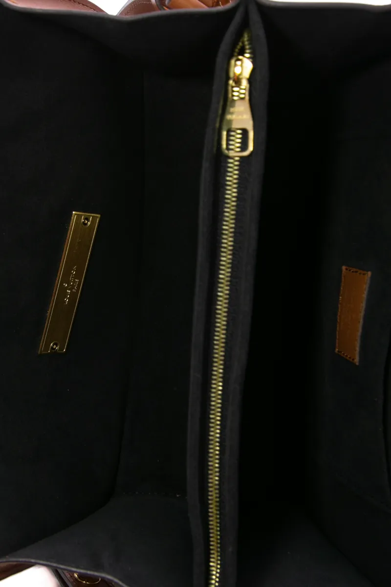 Dauphine MM Bag
