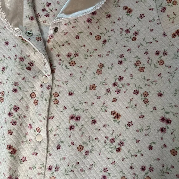 EUC Go Softly Robe/housecoat M