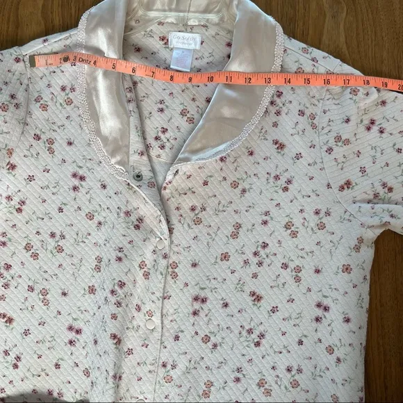 EUC Go Softly Robe/housecoat M