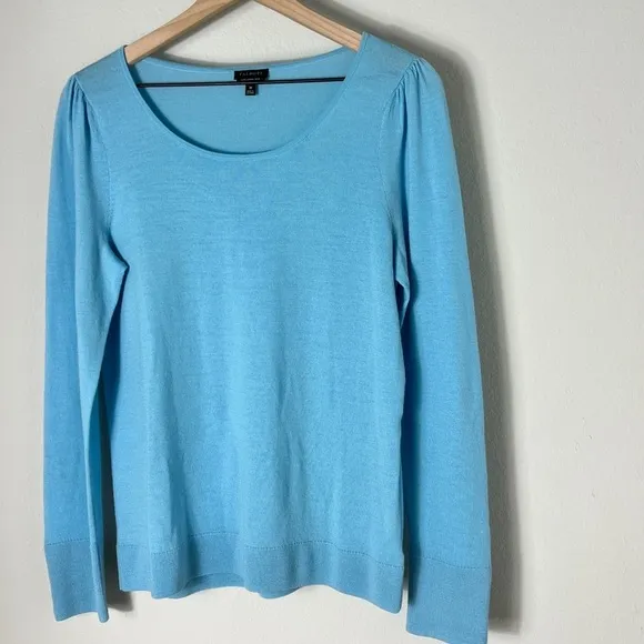 EUC Talbots Pure Merino Wool Blue Sweater Pleated Shoulder Pearl Cuffs Sz Medium