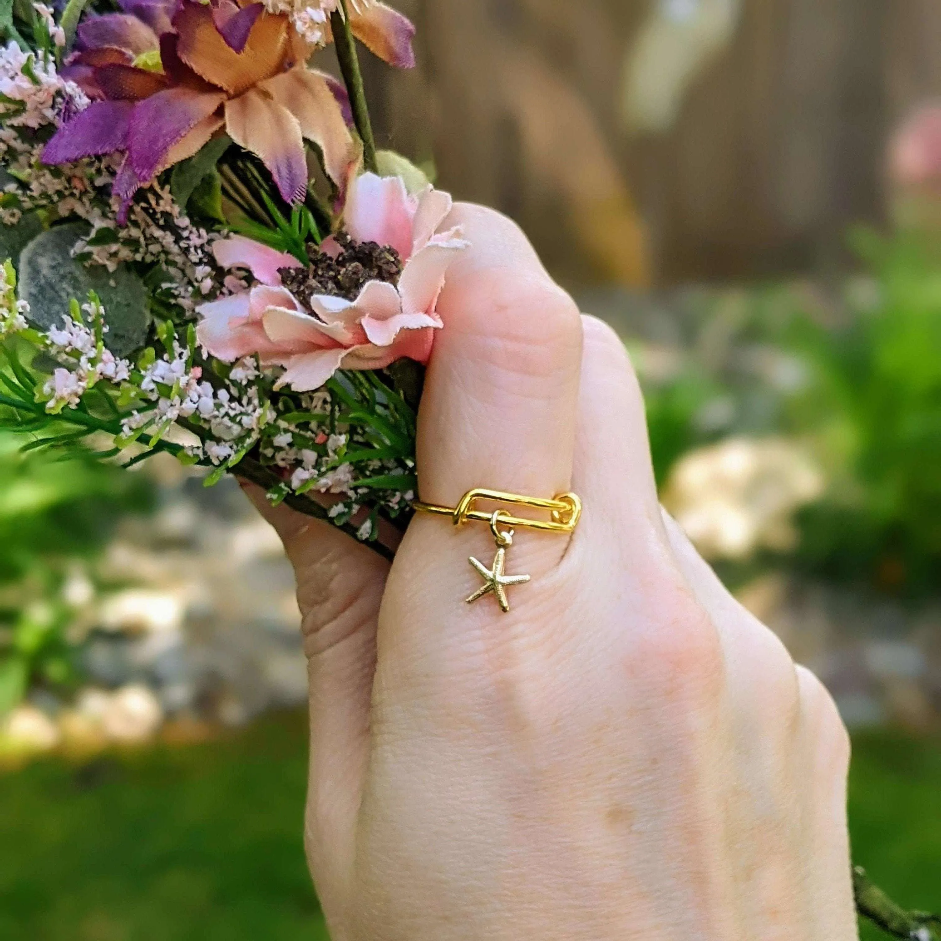 Gold Starfish Expandable Charm Ring,Gift for her