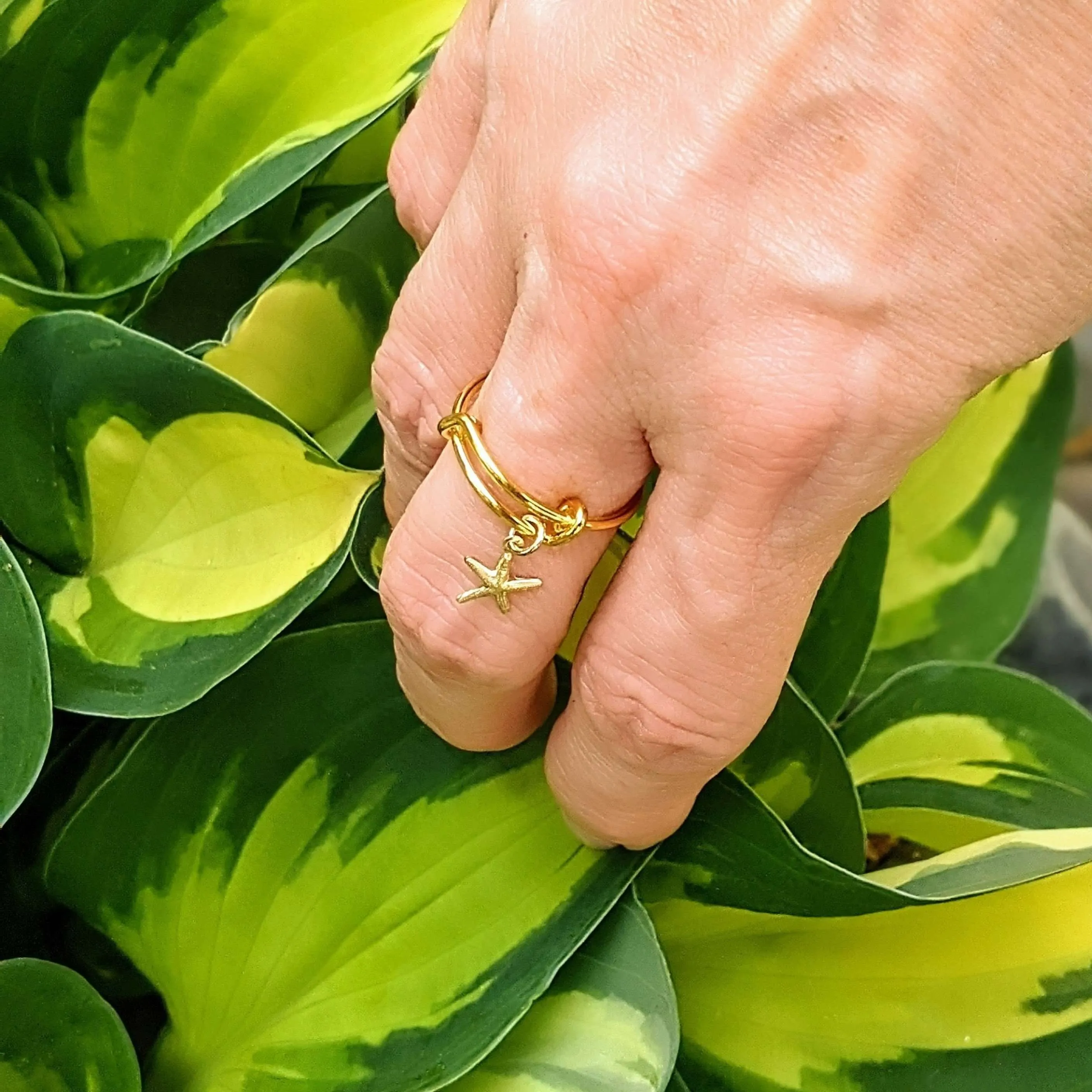 Gold Starfish Expandable Charm Ring,Gift for her