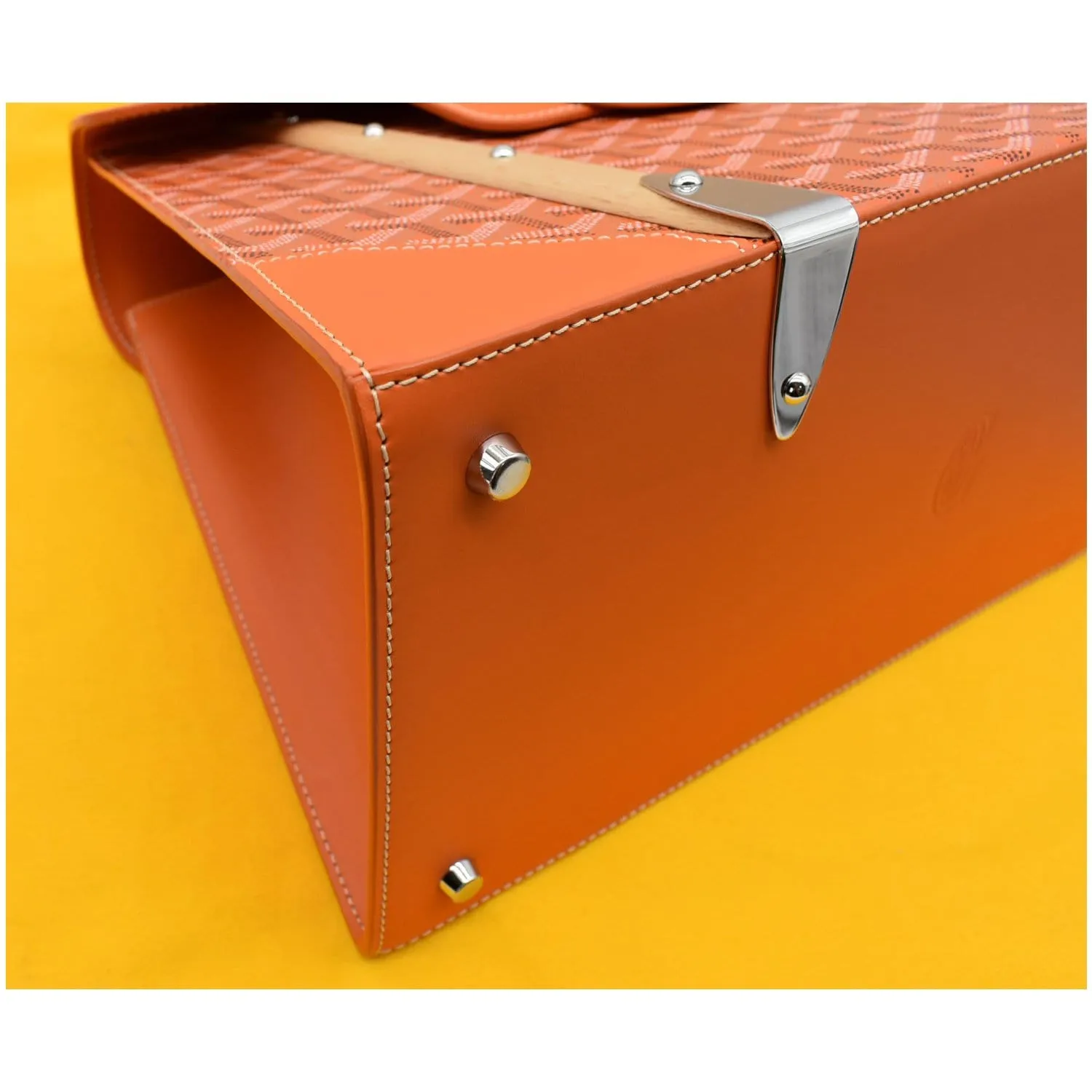 GOYARD Saigon MM Chevron Print Coated Canvas Top Handle Shoulder Bag Orange