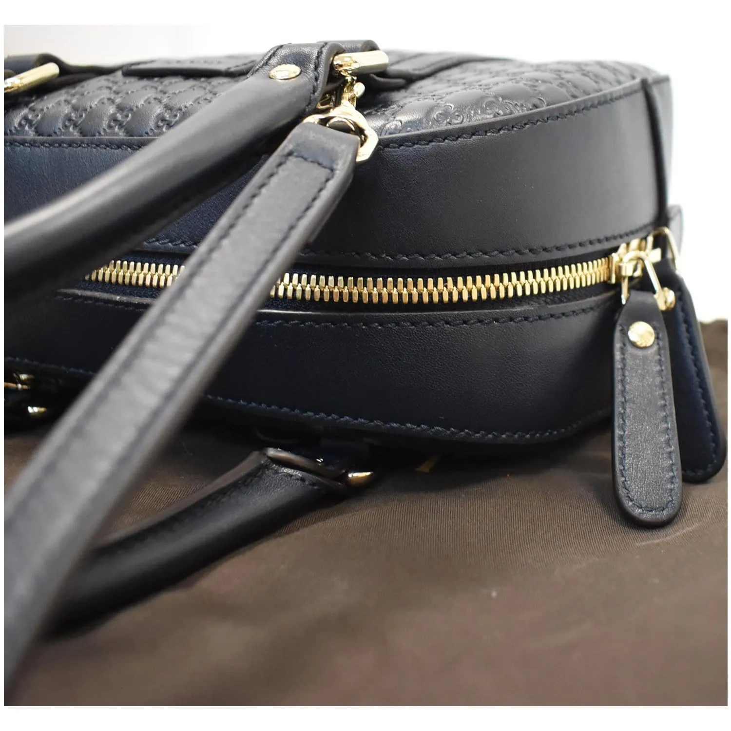 GUCCI Microguccissima Small Leather Crossbody Bag Black 510289