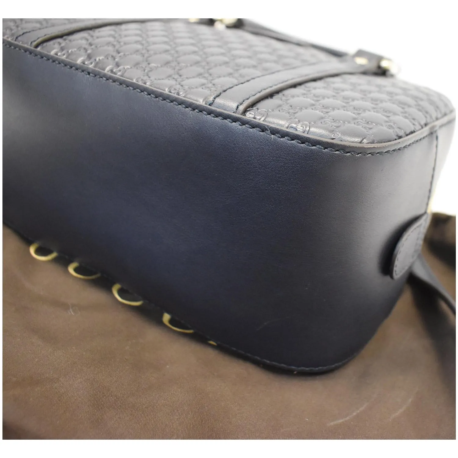 GUCCI Microguccissima Small Leather Crossbody Bag Black 510289