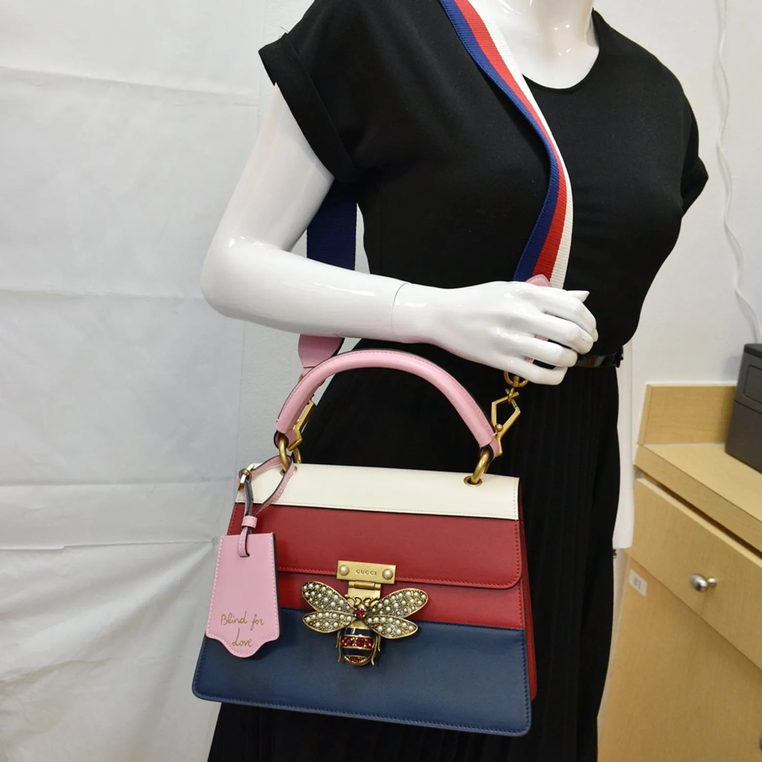 GUCCI Queen Margaret Bee Blind For Love Leather Shoulder Bag Multicolor 476541