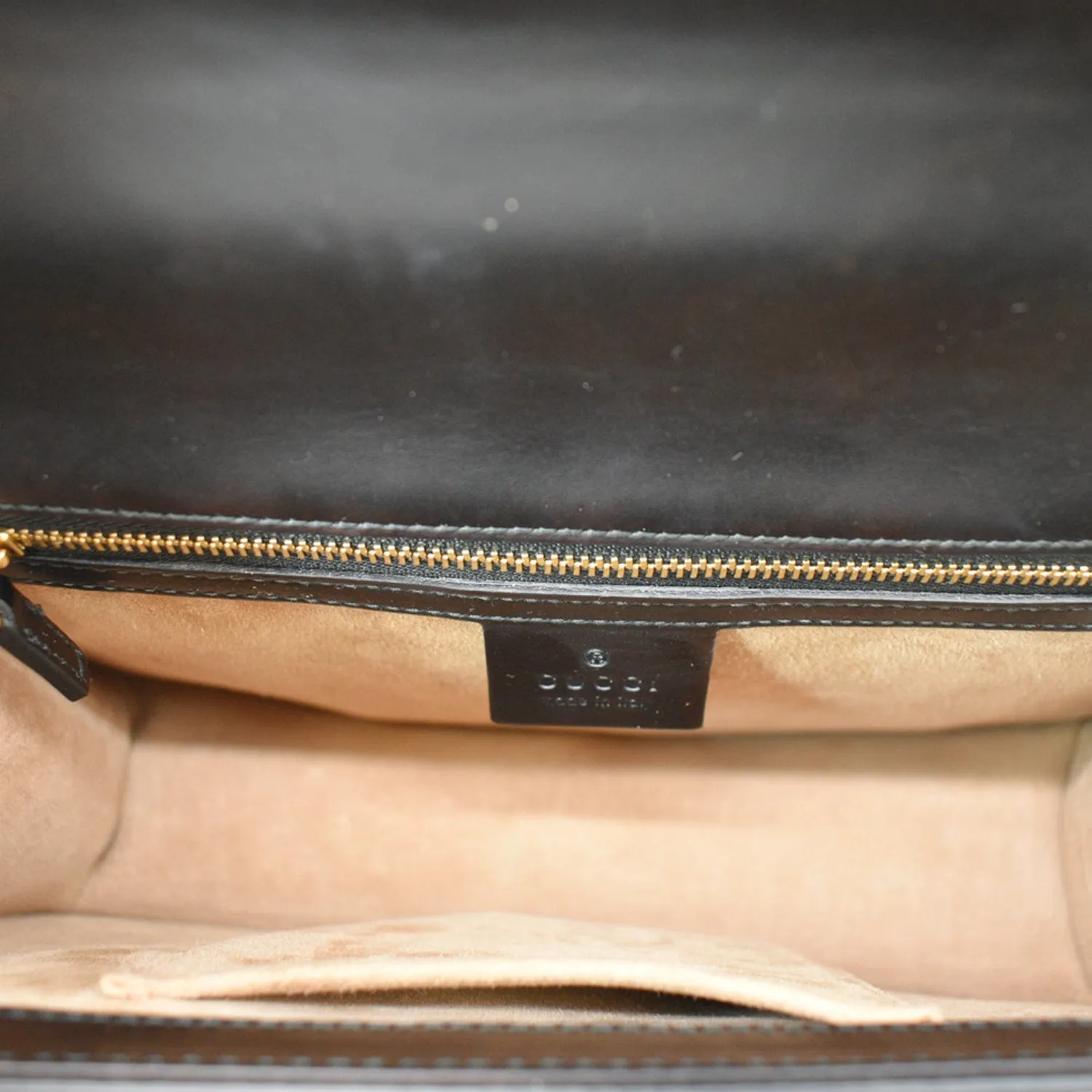 GUCCI Sylvie Small Leather Shoulder Bag Black 421882