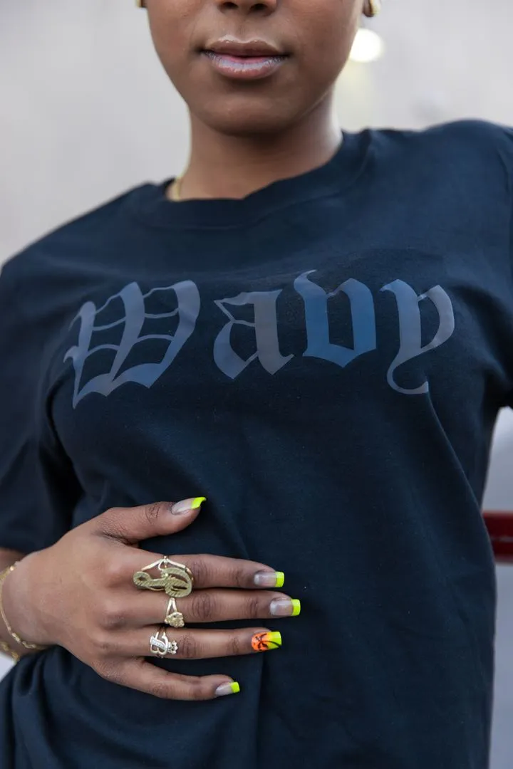 Holographic Reflective Wavy (OE) | Black Tee