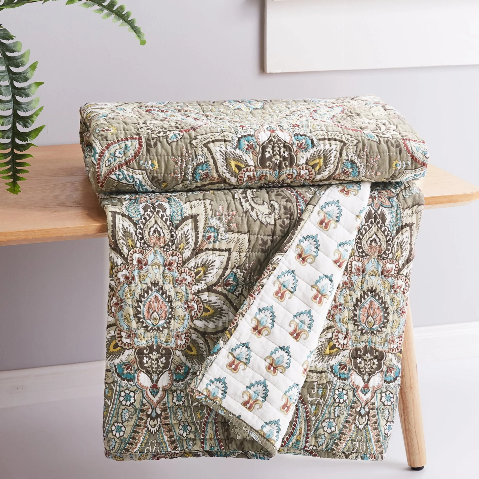 Kassandra Quilted Throw