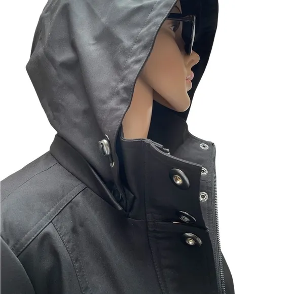 Kristen Blake black fitted long sleeve hooded pea coat size medium