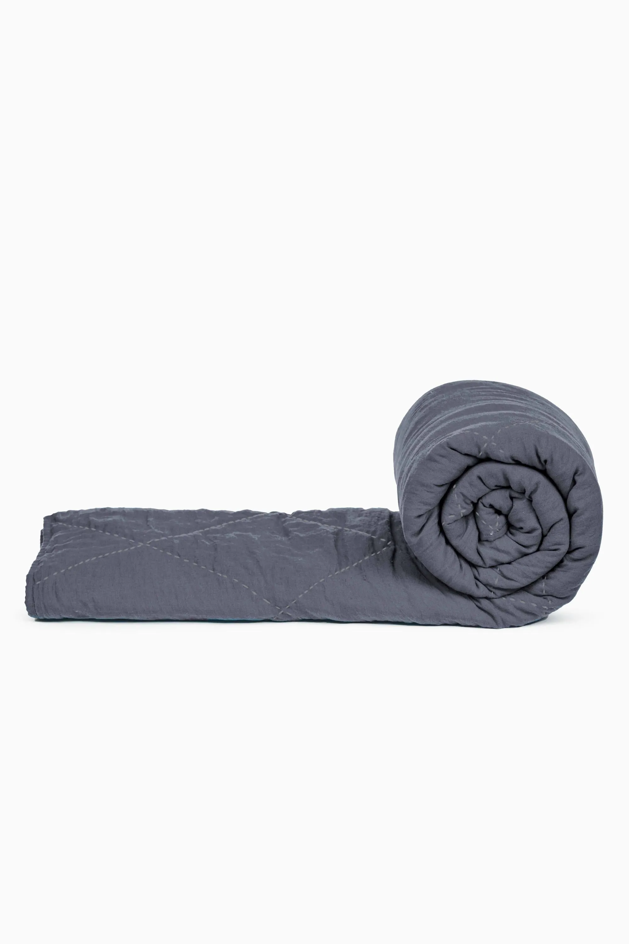 Linen Monotone Hand Quilted Quilt-Blackberry Wine