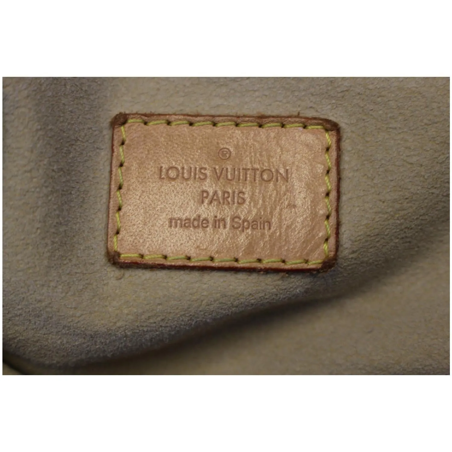 LOUIS VUITTON Artsy MM Monogram Canvas Hobo Shoulder Bag Brown