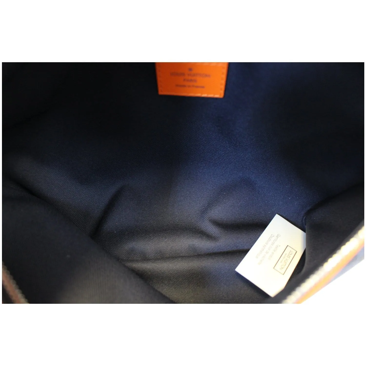 LOUIS VUITTON Discovery Damier Cobalt Race Bumbag Navy Blue