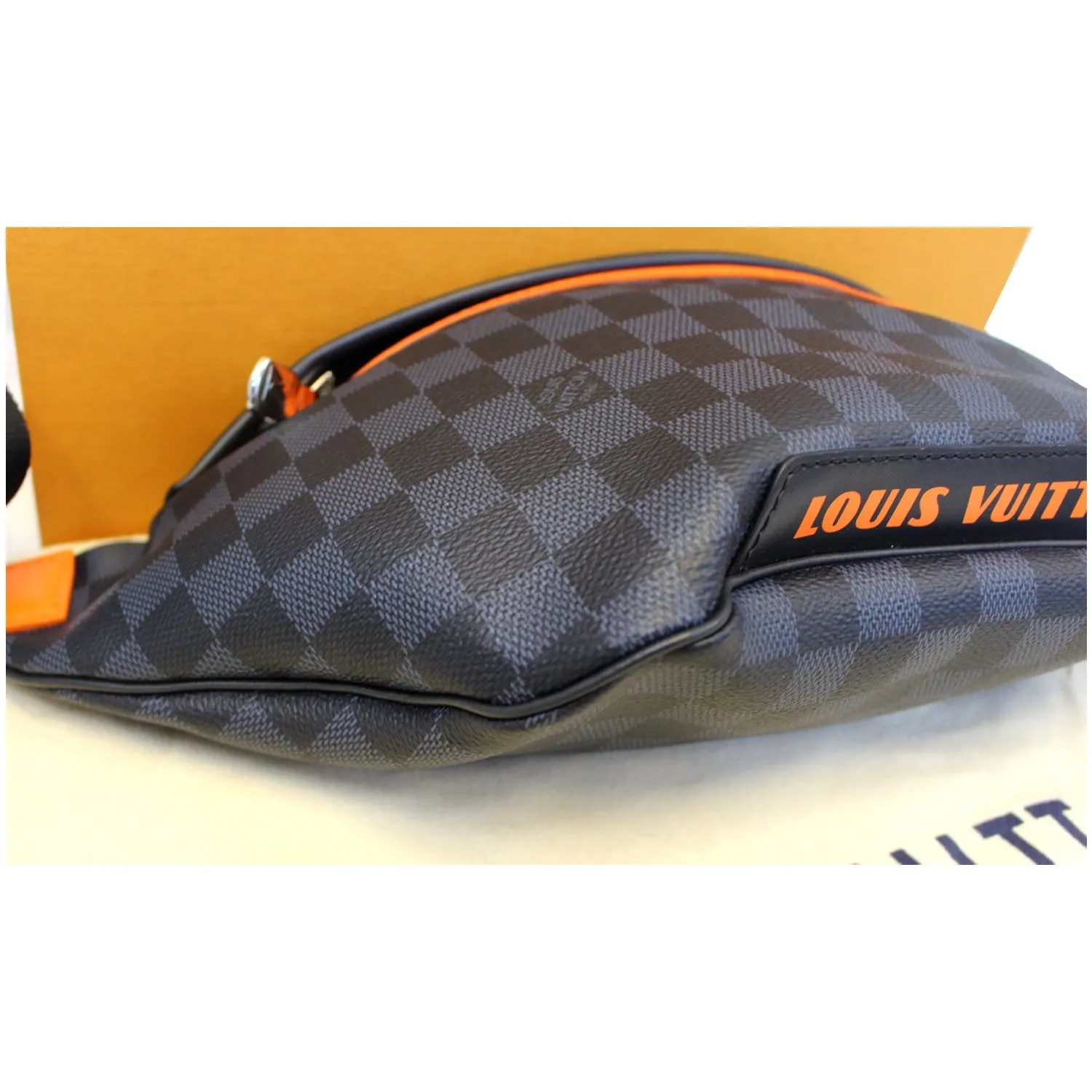 LOUIS VUITTON Discovery Damier Cobalt Race Bumbag Navy Blue