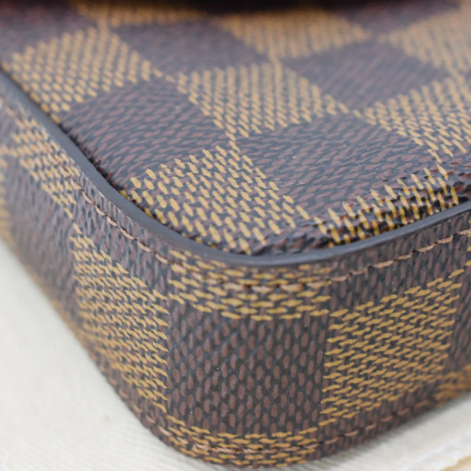 LOUIS VUITTON Felicie Damier Ebene Pochette Crossbody Bag Brown - Hot Deals