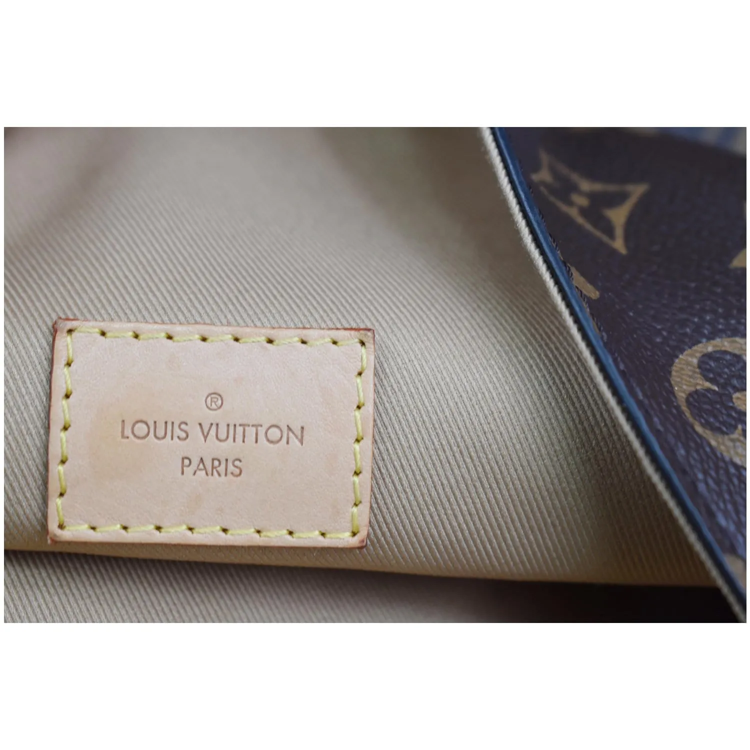 LOUIS VUITTON  Graceful MM Monogram Canvas Shoulder Bag Brown