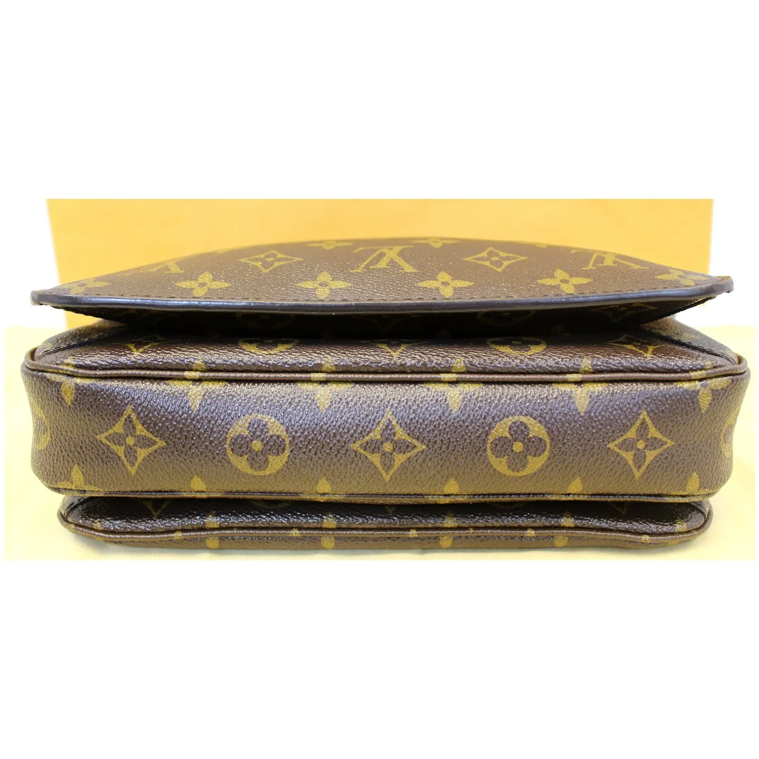 LOUIS VUITTON Metis Pochette Monogram Canvas Crossbody Bag