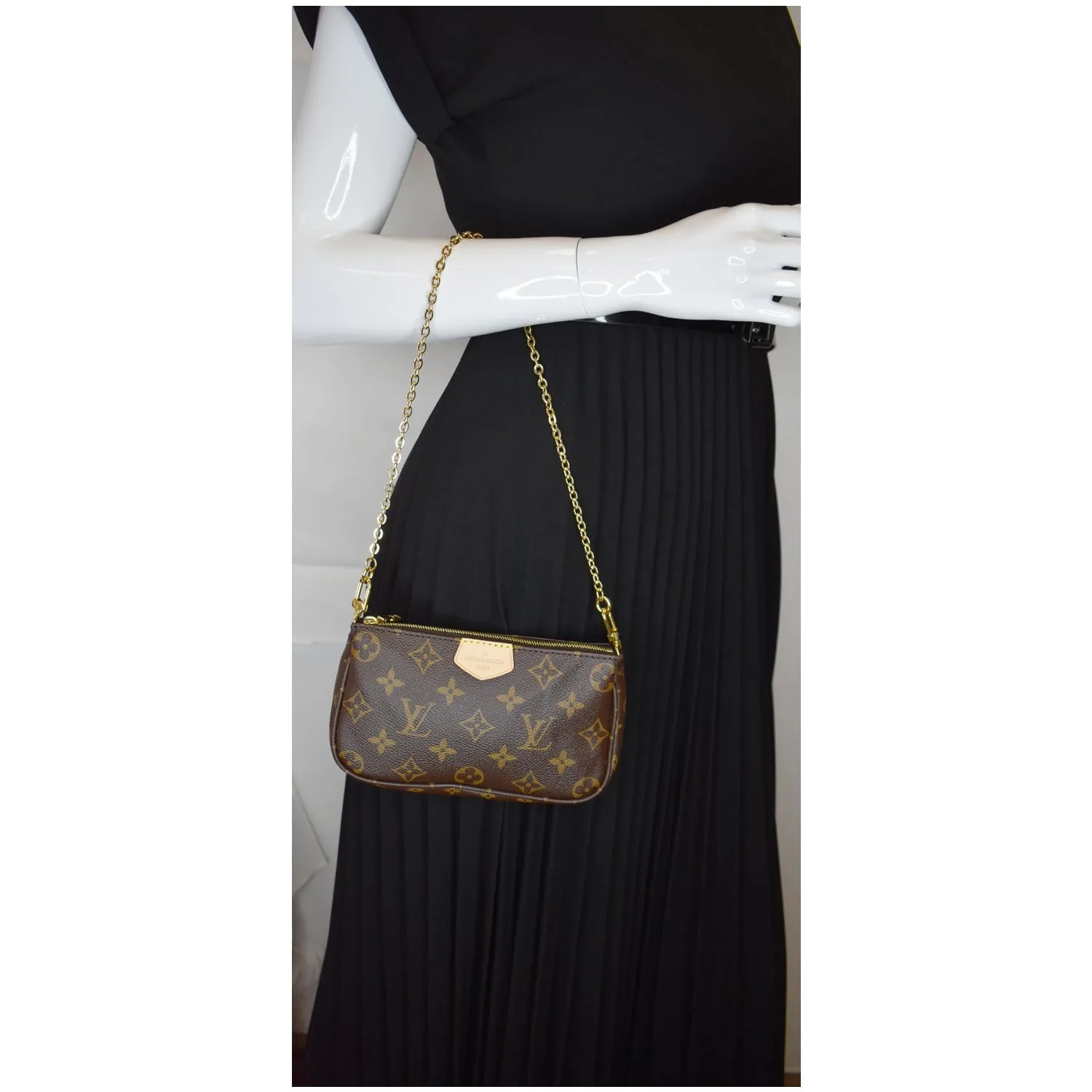 LOUIS VUITTON Pochette Accessories Monogram Canvas Pouch Bag Brown