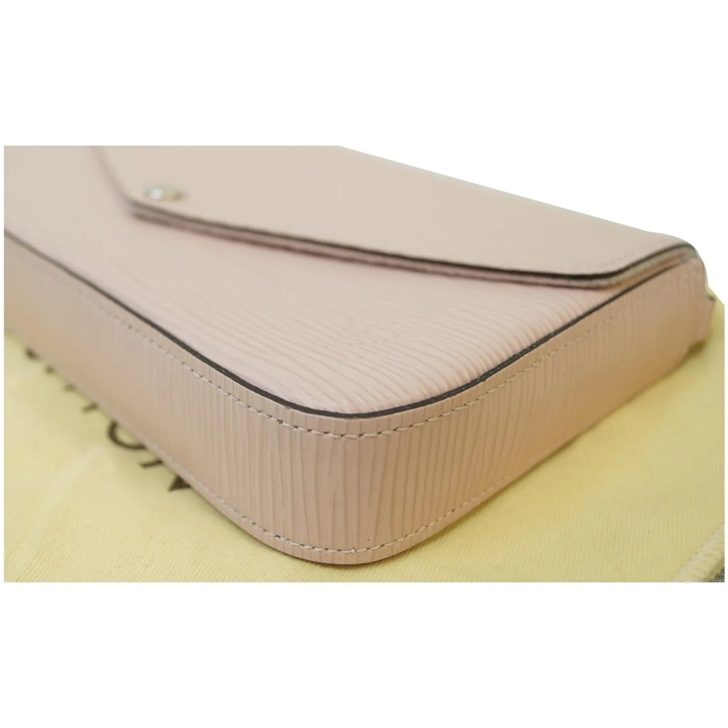 LOUIS VUITTON Pochette Felicie Epi Leather Crossbody Bag Pink - 15% OFF