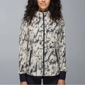 Lululemon Bring Back The Track Jacket Size 4