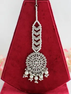 Nargis Maang Tikka
