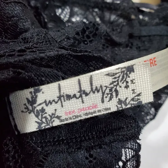 NEW 2-pack Free People Everyday Lace Longline Bralette MSRP $60 *FP004