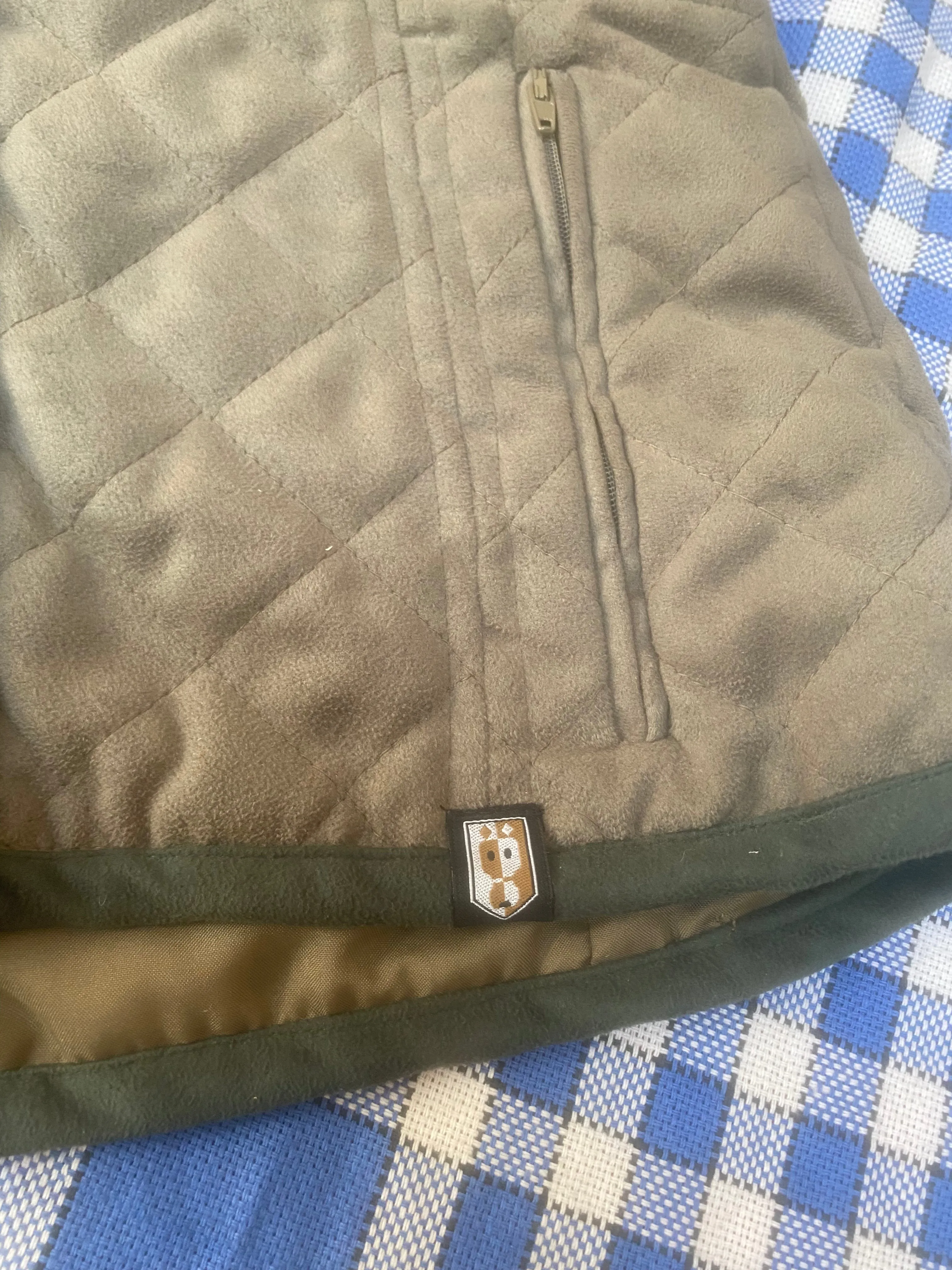 New treadstone khaki padded jacket age 8-9 FREE POSTAGE🟢