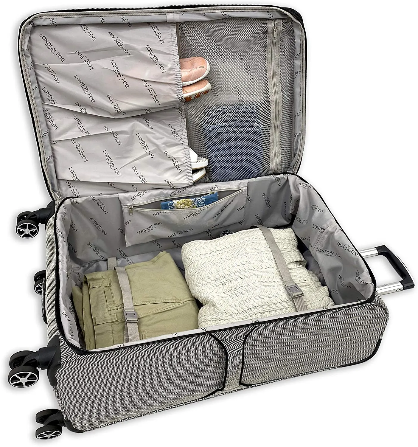 Newcastle 28" Large Checked Expandable Spinner