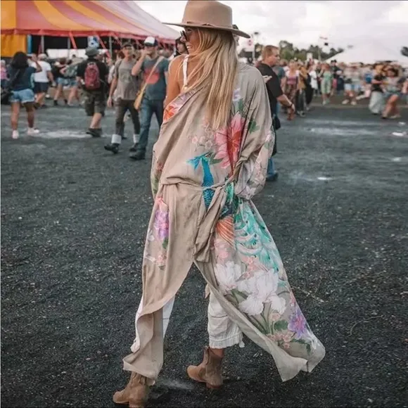 Now in Nude!!! Beautiful kimono wrap with Peacock design