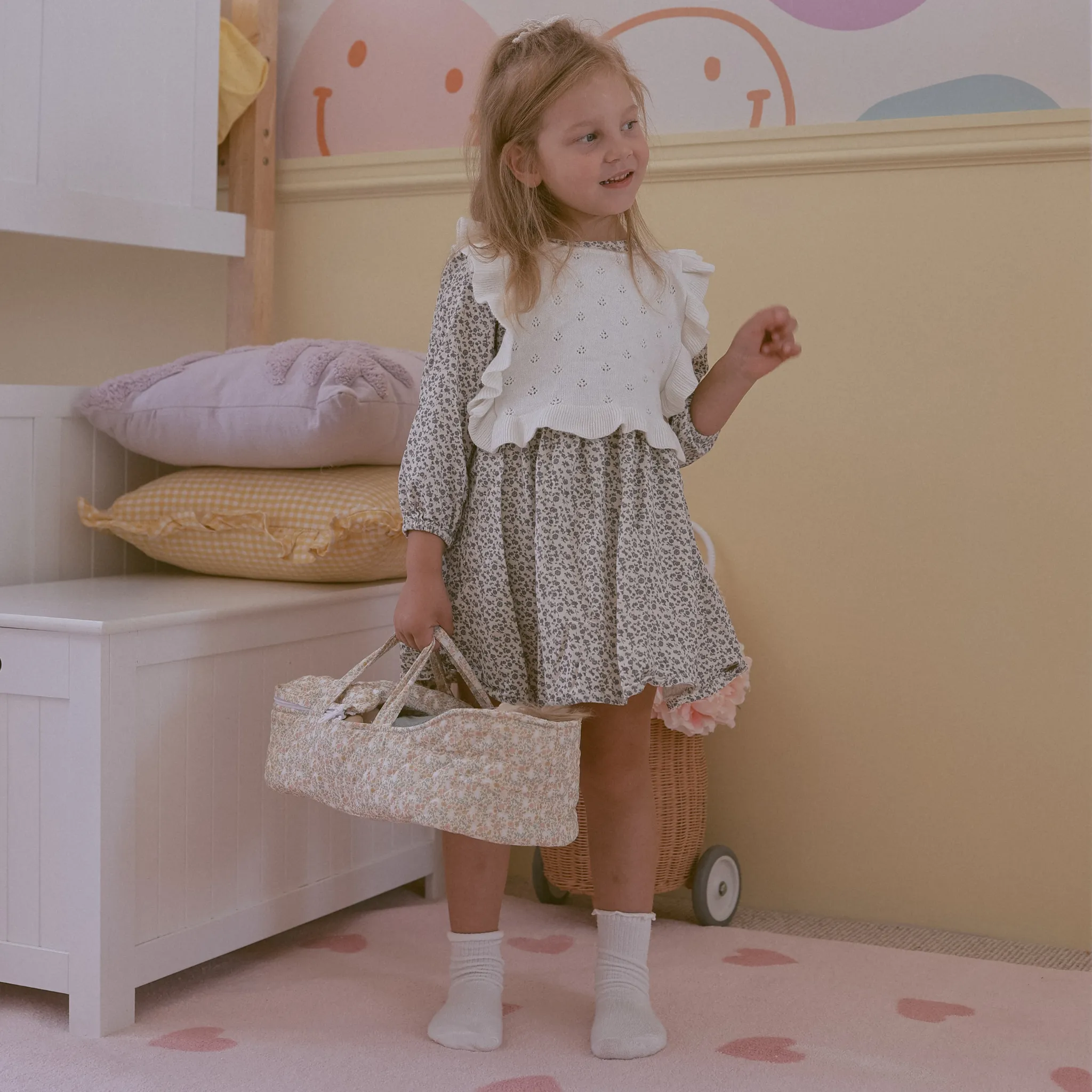 Quilted Carry Cot - Garden Floral